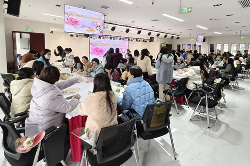 甜蜜女神節(jié)，烘焙暖時光——學院開展女教職工“三八”國際婦女節(jié)主題活動