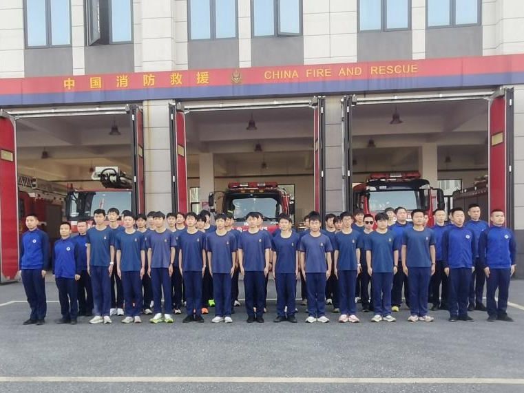 “青春志愿行，踐行火焰藍(lán)” ——信息工程系組織消防班學(xué)生赴株洲市消防救援支隊(duì)經(jīng)開大隊(duì)參觀學(xué)習(xí)